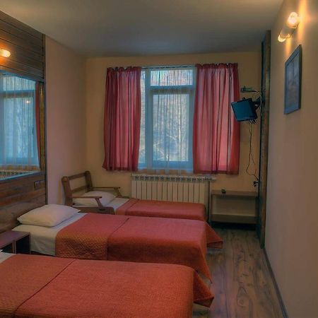 Комплекс Шуменско Плато酒店 外观 照片
